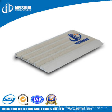 High Quality Flexible Stair Nosing with Carbordum Surface